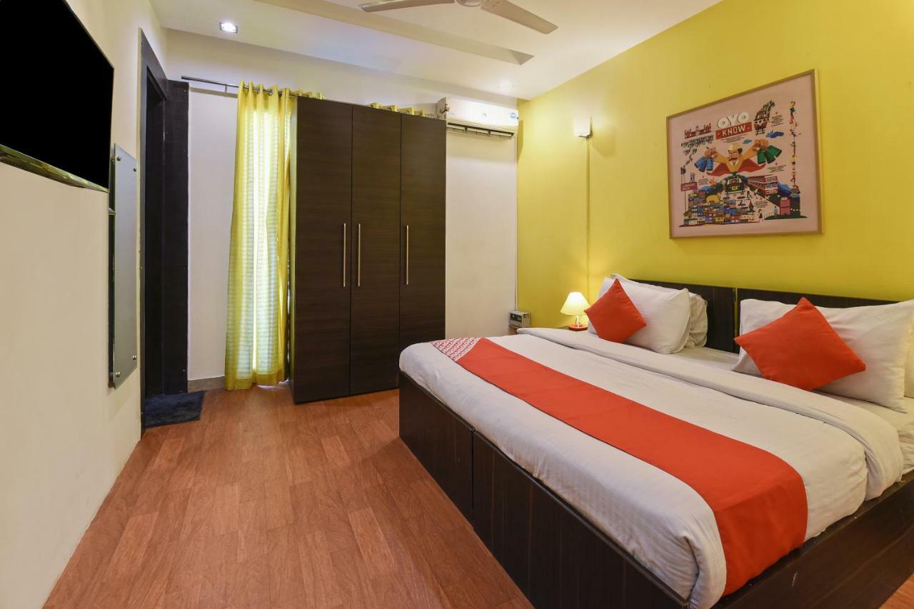 Oyo Flagship 387 Moulsari Avenue Hotel Гургаон Екстериор снимка